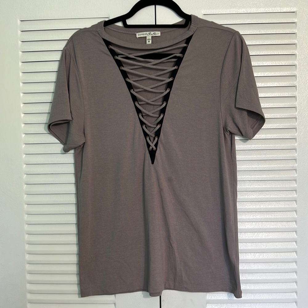 Express| Short Sleeve Top